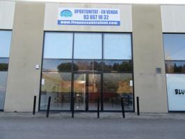 HOSTALRIC (LES PINEDES): NAVE INDUSTRIAL-COMERCIAL EN PERFECTO ESTADO MUY BIEN COMUNICADA photo 0