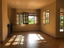 CAMPINS (NUCLEO URBANO): AMPLIO PISO CON APARCAMIENTO Y ZONA COMUNITARIA photo 0