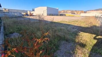 SANT CELONI (MOLÍ DE LES PLANES): SOLAR INDUSTRIAL EN VENTA photo 0