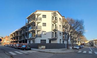 SANT CELONI (LLUÍS COMPANYS): GRAN PISO DE OBRA NUEVA EN ZONA RESIDENCIAL CON PISCINA COMUNITARIA photo 0