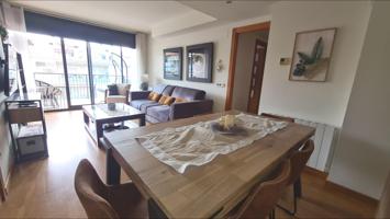 SANT CELONI (PLA DELS ESPORTS): GRAN DÚPLEX EN VENTA CON TERRAZAS, PÁRKING Y TRASTERO photo 0