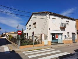 Casa con terreno en el centro de Vilobí d'Onyar photo 0