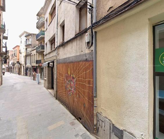 Edificio a reformar en el casco antiguo de Santa Coloma de Farners photo 0