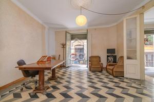 Piso En venta en El Gòtic, Barcelona photo 0