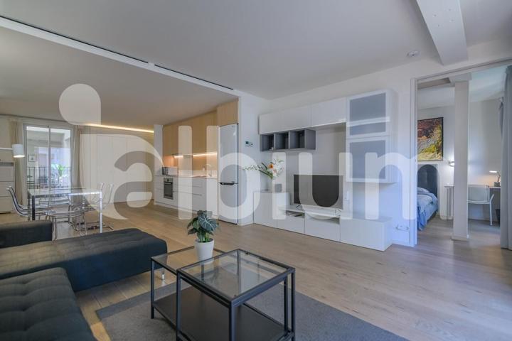 vivienda seminueva en el centro de Barcelona photo 0