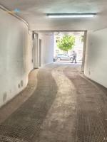 SE VENDE PLAZA DE GARAJE EN AVENIDA SANTA MARINA. acceso con montacargas en planta -1 photo 0