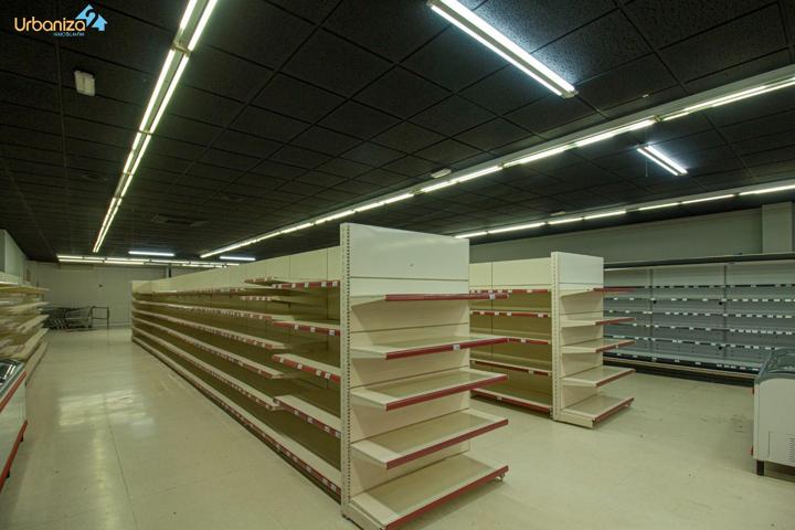 SUPERMERCADO COMPLETAMENTE EQUIPADO PUEBLA DE LA CALZADA BADAJOZ photo 0