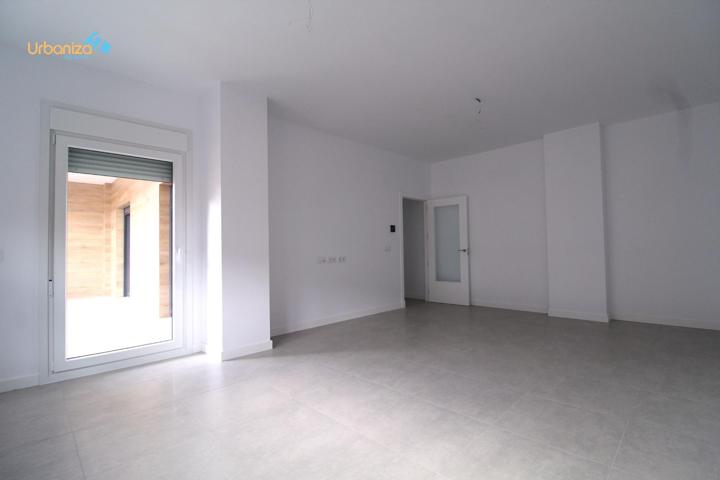PISO DE LUJO EN JESUS RINCÓN JIMENEZ 4 DORMITORIOS + 2 BAÑOS + GARAJE + TRASTERO + 15 M2 DE TERRAZA photo 0