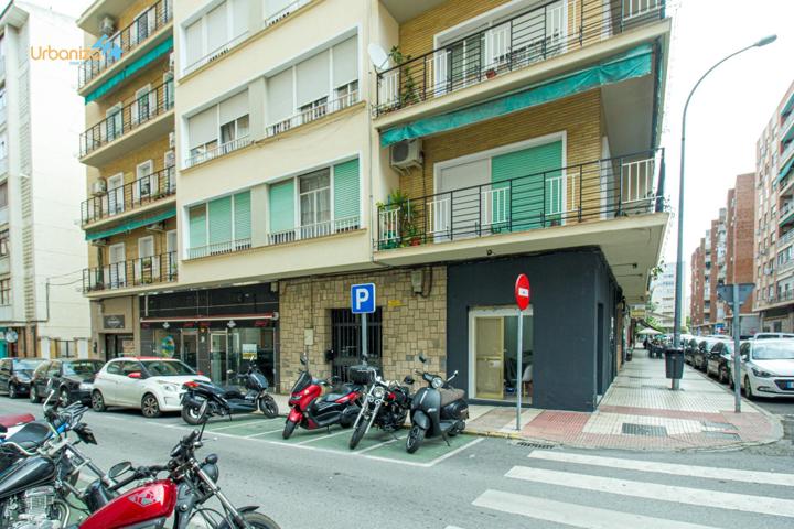 LOCAL COMERCIAL ZONA CORTE INGLES BADAJOZ photo 0