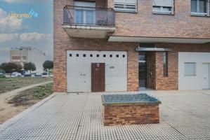 Oficina En venta en Ronda Norte, Badajoz photo 0