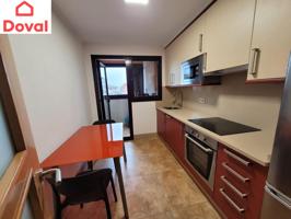 🏡 Piso en alquiler con garaje y ascensor – ¡A 5 minutos del centro de Vigo! photo 0