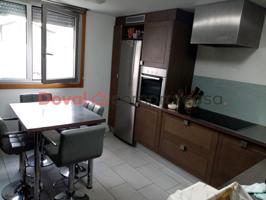 Se Alquila Ático céntrico de 2 habitaciones en O Porriño photo 0