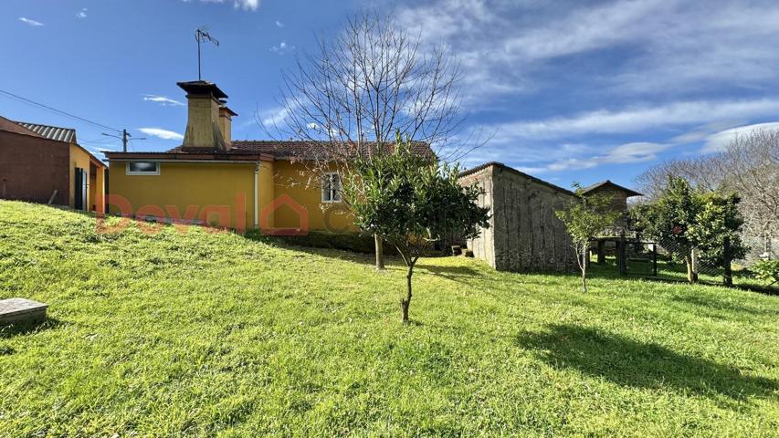 ¡Gran Oportunidad en Insuas, O Porriño! ¡Tu nueva casa de planta baja te está esperando! photo 0