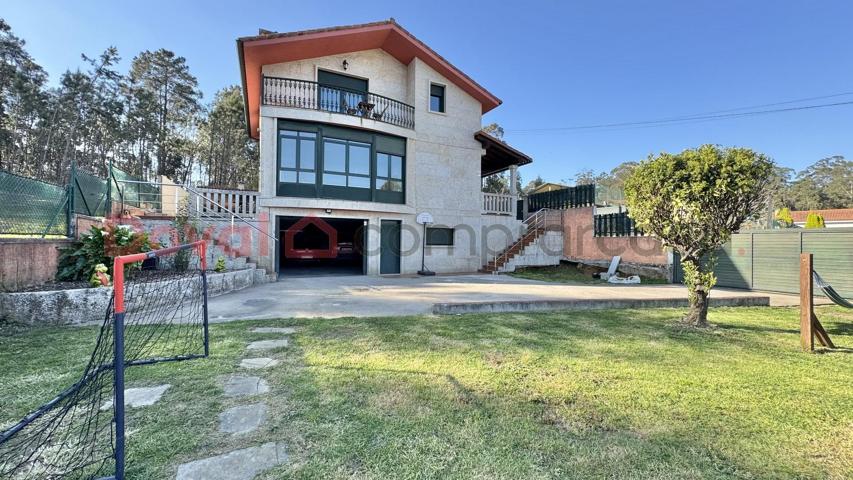🏡 Espectacular Chalet de Piedra, 4 habitaciones en Salceda de Caselas photo 0