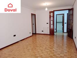 PISO DE 3 HABITACIONES CON GARAJE Y TRASTERO photo 0