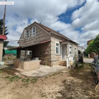 Gran oportunidad en Torneiros: casa independiente con jardín y garaje photo 0