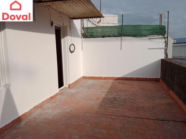 Piso de 3 habitaciones y 1 baño sin amueblar photo 0