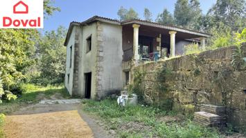 ¡Vivienda con encanto en un entorno natural - Espacio, luz y tranquilidad! photo 0