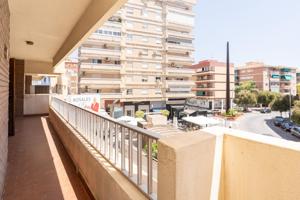 ¡Descubre tu nuevo hogar en pleno centro de Motril! photo 0