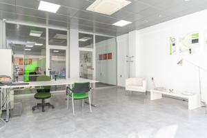 🏢 ¡OPORTUNIDAD ÚNICA! LOCAL COMERCIAL A PIE DE CALLE EN MOTRIL 🏢 photo 0