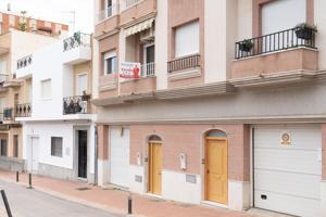 CASA EN PLENO CENTRO DE MOTRIL! photo 0
