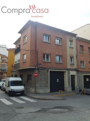 VENTA EDIFICIO.-.TRES PLANTAS Y BC.-.ZONA UVA photo 0