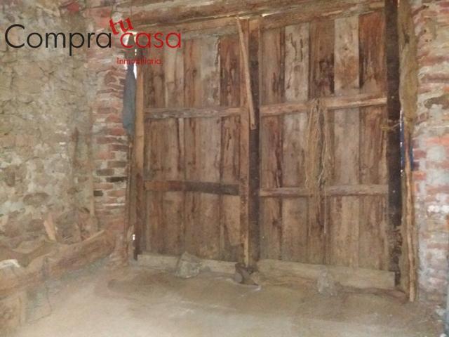 VENTA.-.CASERON HISTORICO.-.GRAN PARCELA photo 0