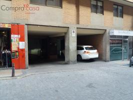PLAZA DE GARAJE CALLE ROBLE photo 0