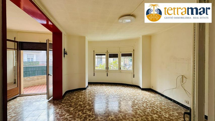 PISO EN PLENO CENTRO DE CORNELLÀ - ZONA GAVARRA photo 0