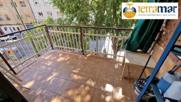 OPORTUNIDAD!! AMPLIO PISO 4 HABITACIONES CON ASCENSOR EN HOSPITALET DE LLOBREGAT photo 0