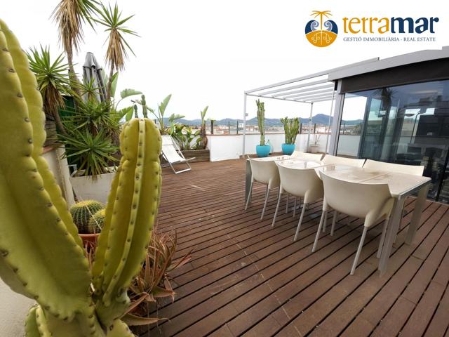INCREÍBLE ÁTICO EN EL CENTRO DE 3 HABITACIONES CON LA TERRAZA DE TUS SUEÑOS photo 0