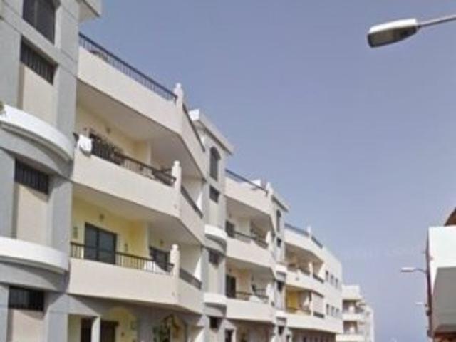 Piso amplio a escasos metros de Playa de Arinaga photo 0