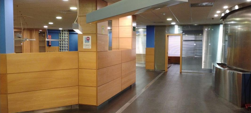 Oficina En venta en Santa Margarita-Los Puentes, A Coruña photo 0