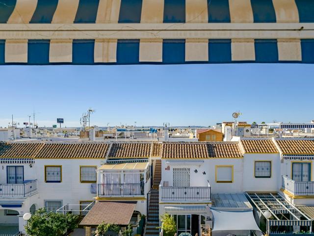 Piso En venta en Punta Prima, Torrevieja photo 0