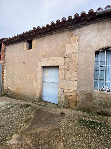 Casa De Pueblo En venta en Castilla Y Leon, Villamor De Los Escuderos photo 0