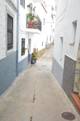 VENTA BONITA CASA EN ALBUÑUELAS photo 0