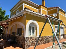 Unifamiliar En venta en Castilla La Mancha, Cabanillas Del Campo photo 0