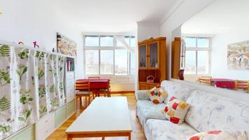 Piso En venta en Mesa Y López, Las Palmas De Gran Canaria photo 0