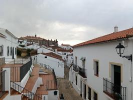 Unifamiliar Pareada En venta en Andalucia, Aracena photo 0