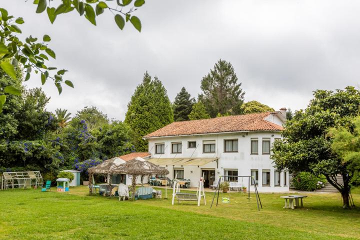 Unifamiliar En venta en San Isidro, Bergondo photo 0
