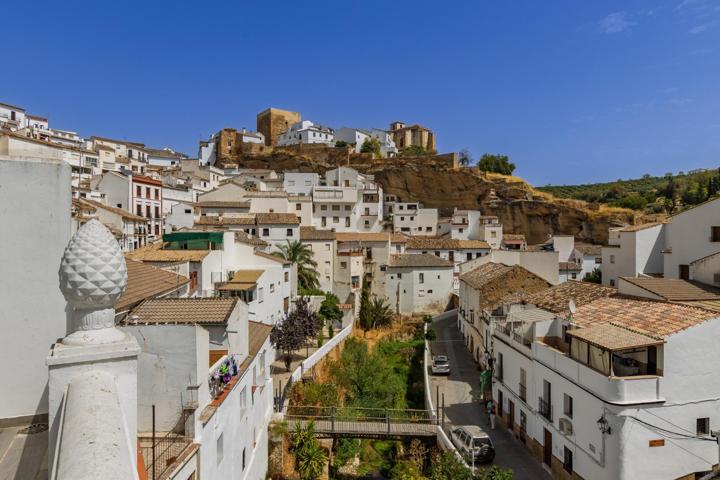 Dúplex En venta en Andalucia, Setenil De Las Bodegas photo 0