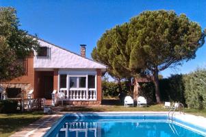 Unifamiliar En venta en Castilla La Mancha, Matarrubia photo 0
