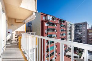 LUMINOSO PISO EN VENTA photo 0