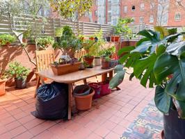 PISO CON GRAN TERRAZA PARA ENTRAR A VIVIR EN ''LA MARINA DEL PORT'' photo 0