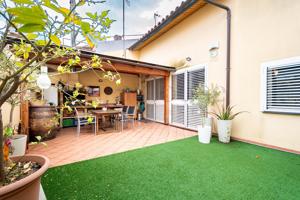 CASA PARA ENTRAR A VIVIR CON DOS GRANDES TERRAZAS EN ''L' EIXAMPLE'' SABADELL photo 0
