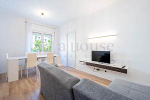 PISO PARA ENTRAR A VIVIR EN EL BARRIO DE ''SAGRADA FAMILIA''' photo 0