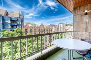 PISO EXTERIOR MUY LUMINOSO CON OPCION DE REFORMA Y EXCELENTE UBICACION EN VILA DE GRACIA photo 0