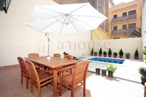BAJO TIPO DUPLEX PARA ENTRAR A VIVIR CON LICENCIA TURISTICA Y PISCINA PRIVADA EN LA ZONA DE SAGRADA FAMILIA photo 0