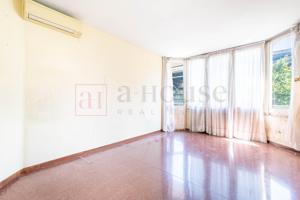 PISO PARA REFORMAR CON MUCHAS POSIBILIDADES EN 'SANT ANTONI' photo 0
