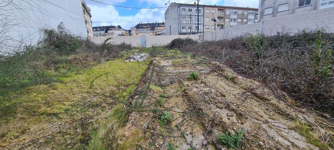 Terreno Urbanizable En venta en Avenida Brañas, 27, Negreira photo 0